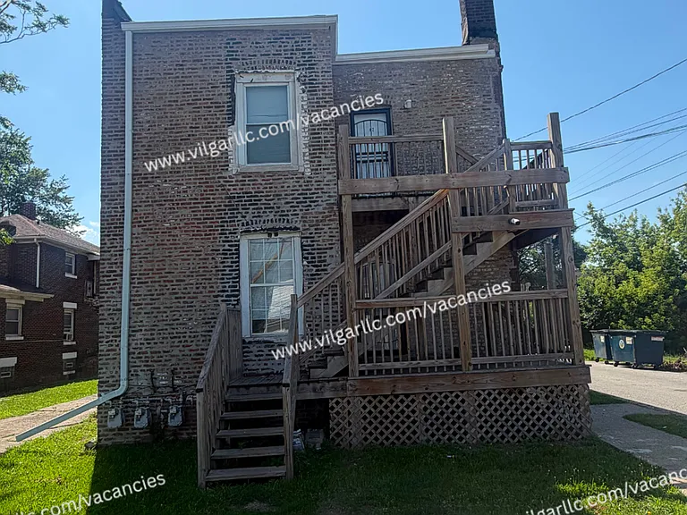 4715 Melville Ave — Photo 2
