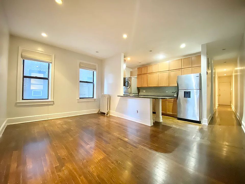 1st image of 160 Claremont Ave APT 2D