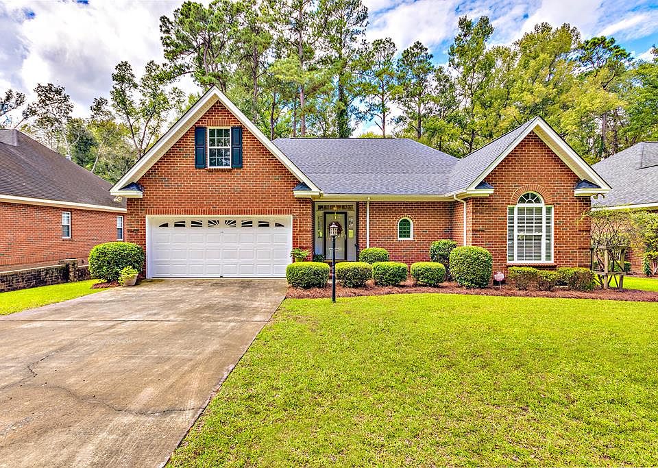 1st image of 1491 Riverbank Dr
