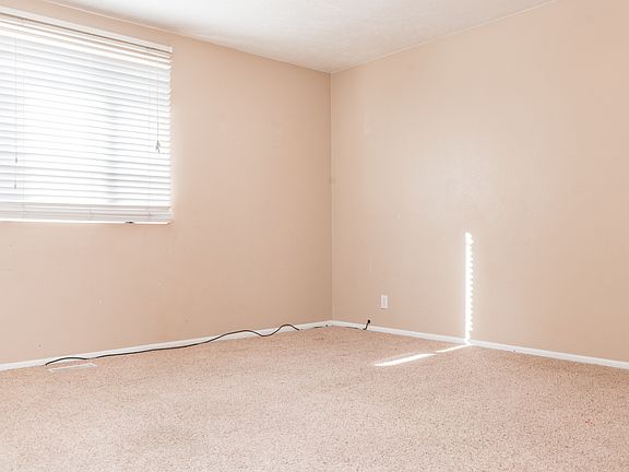 5th image of 2887 S 3860 W