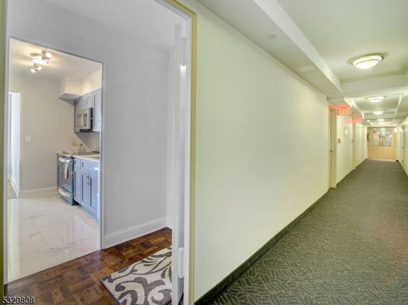 377 S Harrison Street #5M, East Orange City, NJ 07018