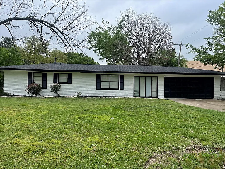 9602 Val Verde St — Photo 4