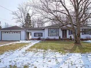 9961 Gabriella Dr, North Royalton, OH