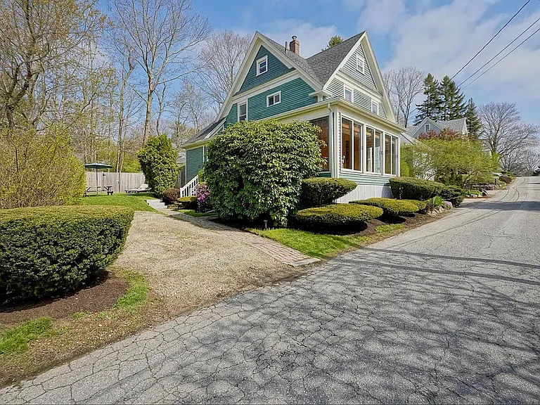 9 Newson Ave — Photo 14