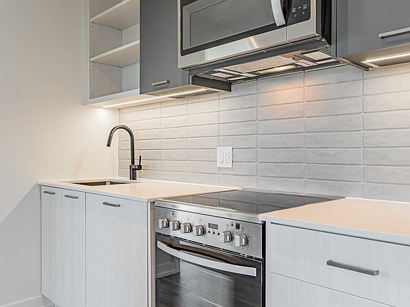 5th image of 2306 Saint Clair Ave W #803