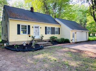 1780 Dodge Rd, East Amherst, NY 14051