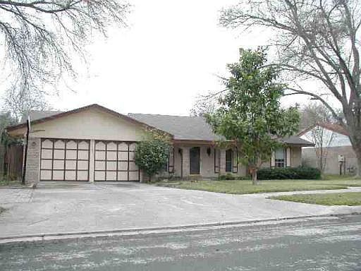 1st image of 13811 LANDMARK HILL DR