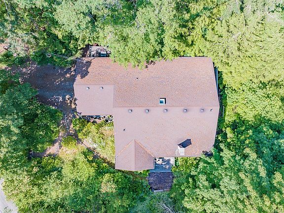 2nd image of 2146 Pauls Rd