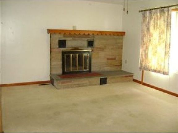 2nd image of 22 Davidson Ave