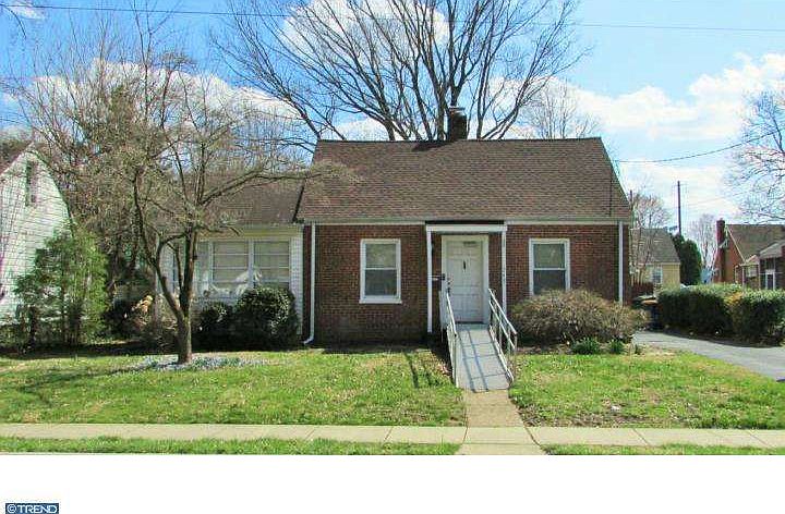 1st image of 245 E Park Pl