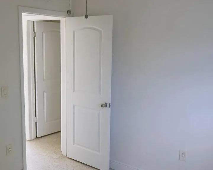 Unit Photo