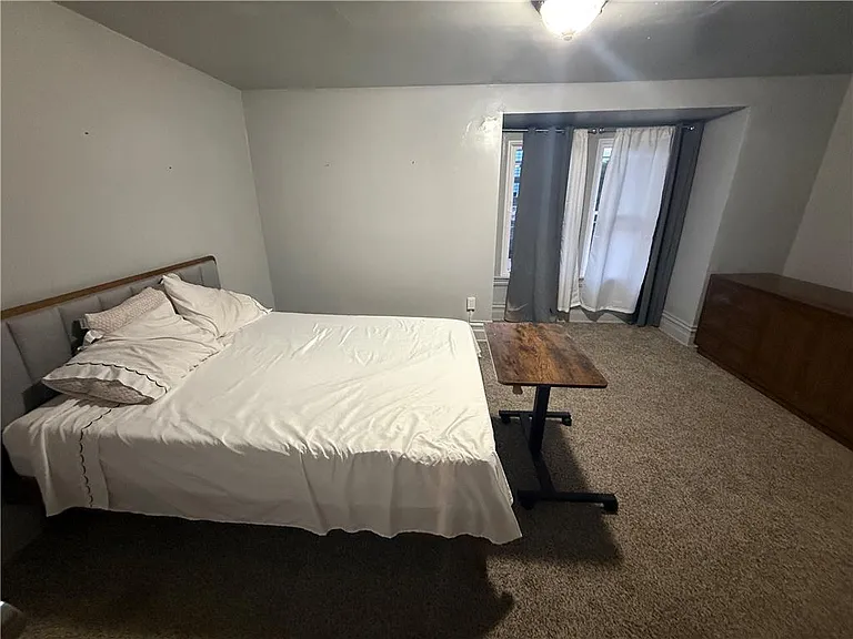 840 W Walnut St — Photo 24