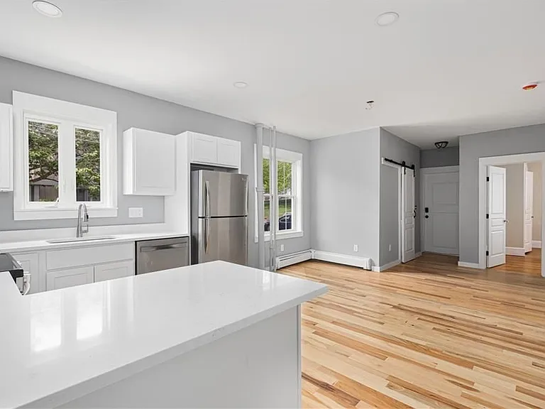 427 Spring St #1 — Photo 3