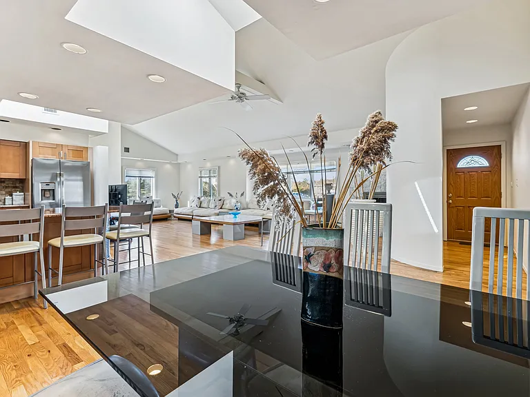 22 Meadow Ln — Photo 12