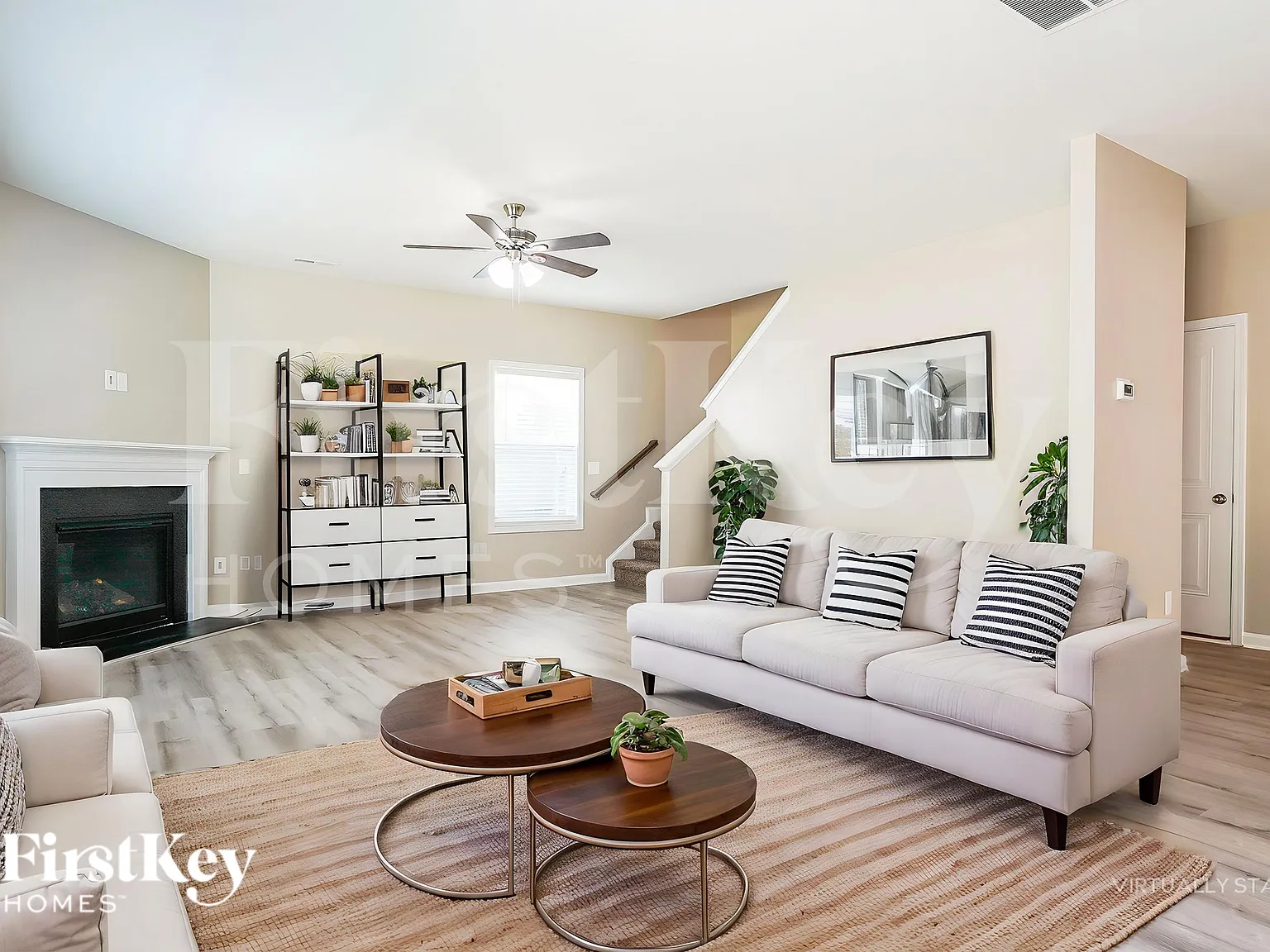 5 bed, 3.0 bath, 2911 sqft, $2,680 — Photo 3