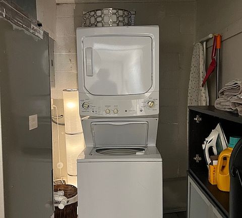 3rd image of 224 Oglethorpe Pl