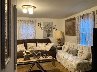 67 Camden St FLOOR 2, Lynn, MA 01905