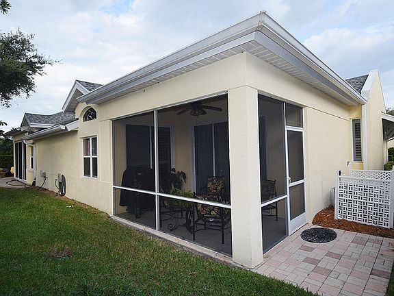 4th image of 4120 NE Moon River Cir