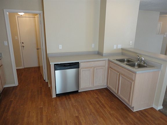 3rd image of 6920 Brindisi Pl NW