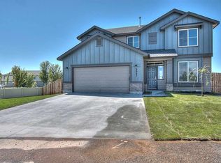 2667 E Blackstone Dr, Eagle, ID 83616