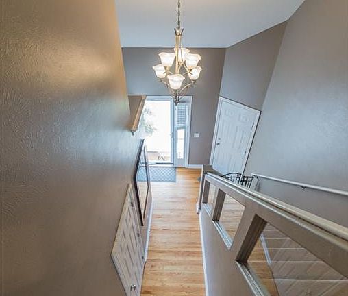 3rd image of 26422 Emerald Lakes Dr