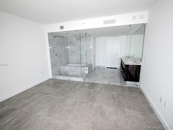 4th image of 3131 NE 7th 4005 Miami #4005