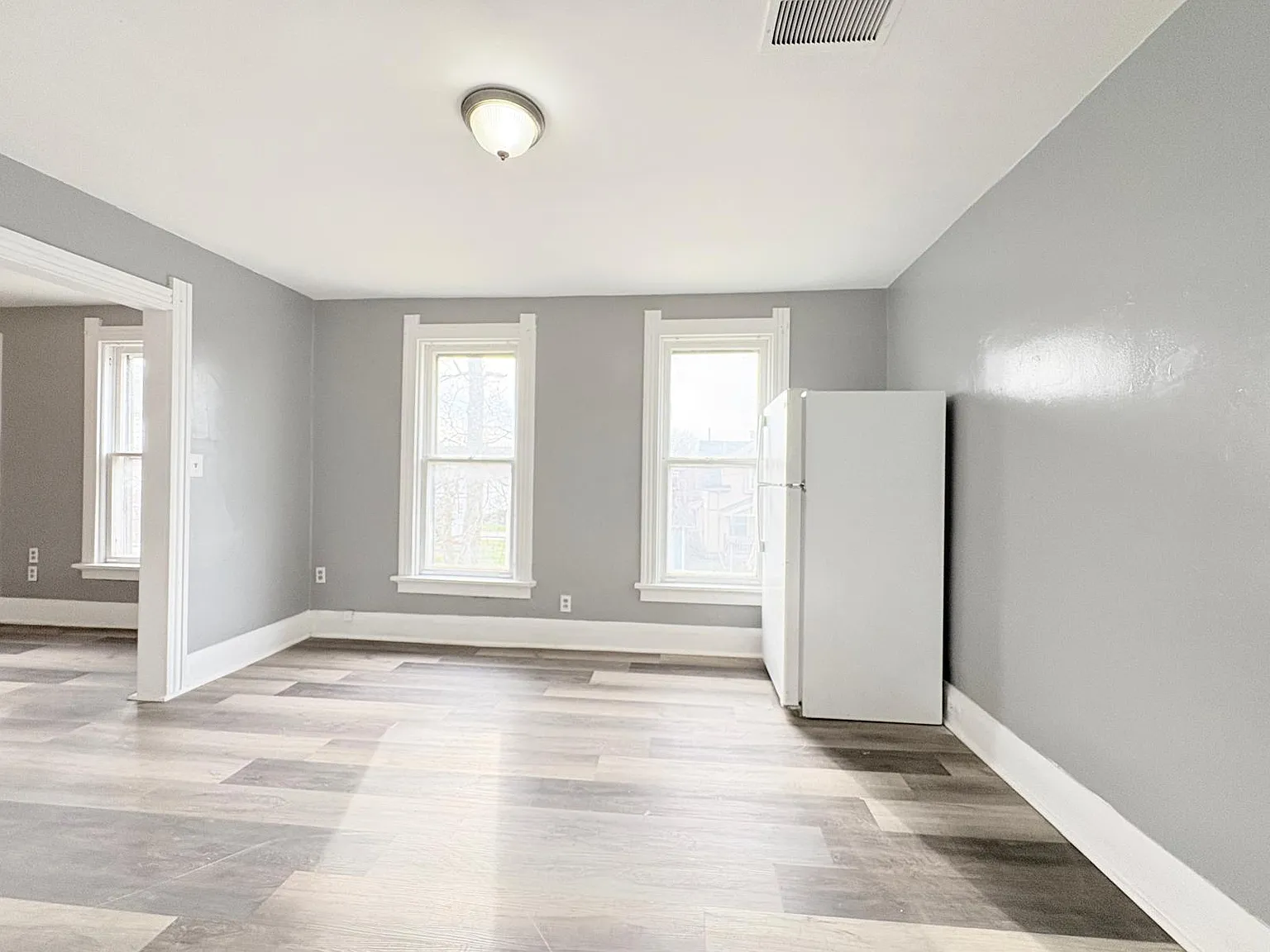 2 bed, 875 sqft, $800 — Photo 3