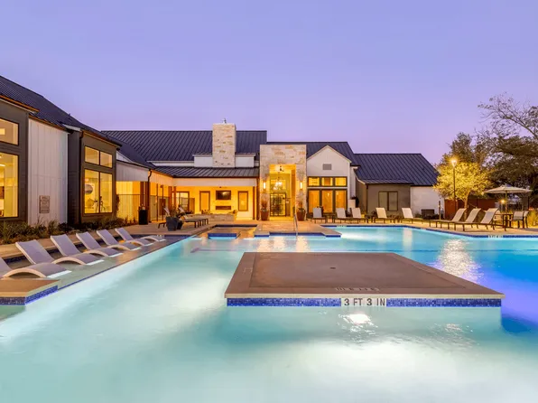 East Vue Ranch Apartments