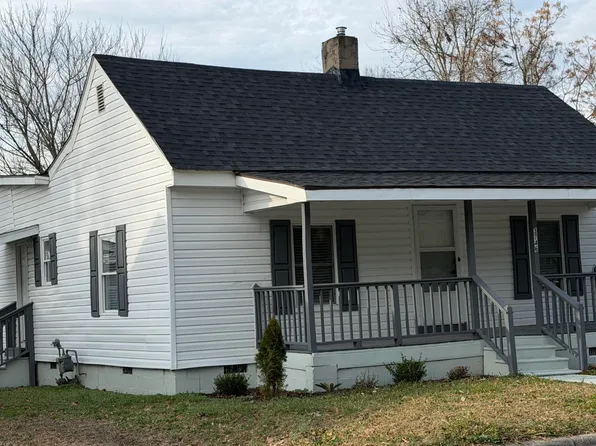 3746 Cameron St, Farmville, NC 27828