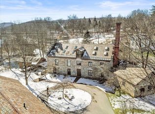 53 Havilands Privilege UNIT E, North Bennington, VT 05257