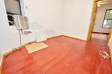 Rented by Genik Group Corp