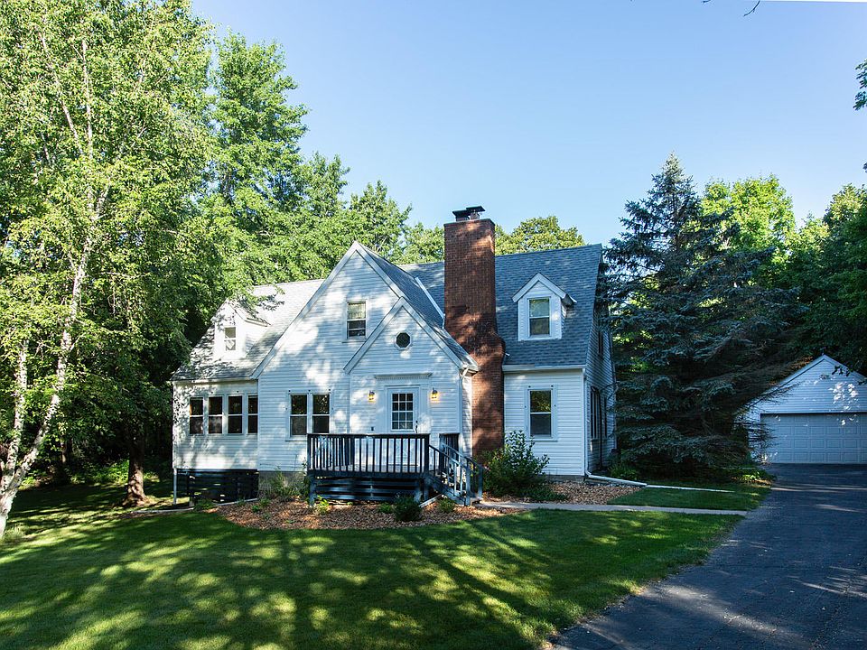 1st image of 21694 Black Beauty Ln