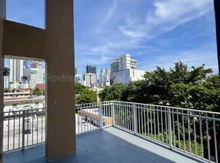 498 SW 6th St APT 401, Miami, FL 33130