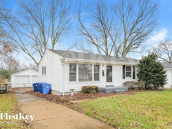 2nd image of 210 Saint Diana Ln