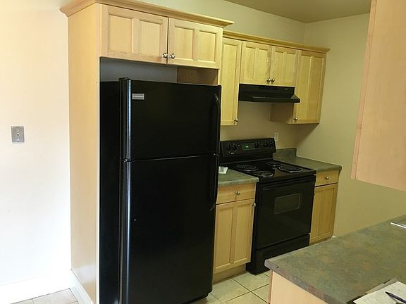 4th image of 2850 Reynard Way APT 34