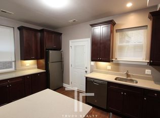 2820 N Mildred Ave APT 1F, Chicago, IL 60657