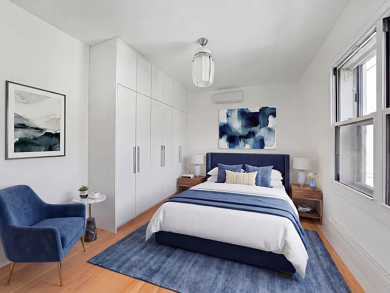 521 W 47th St #4D — Photo 13