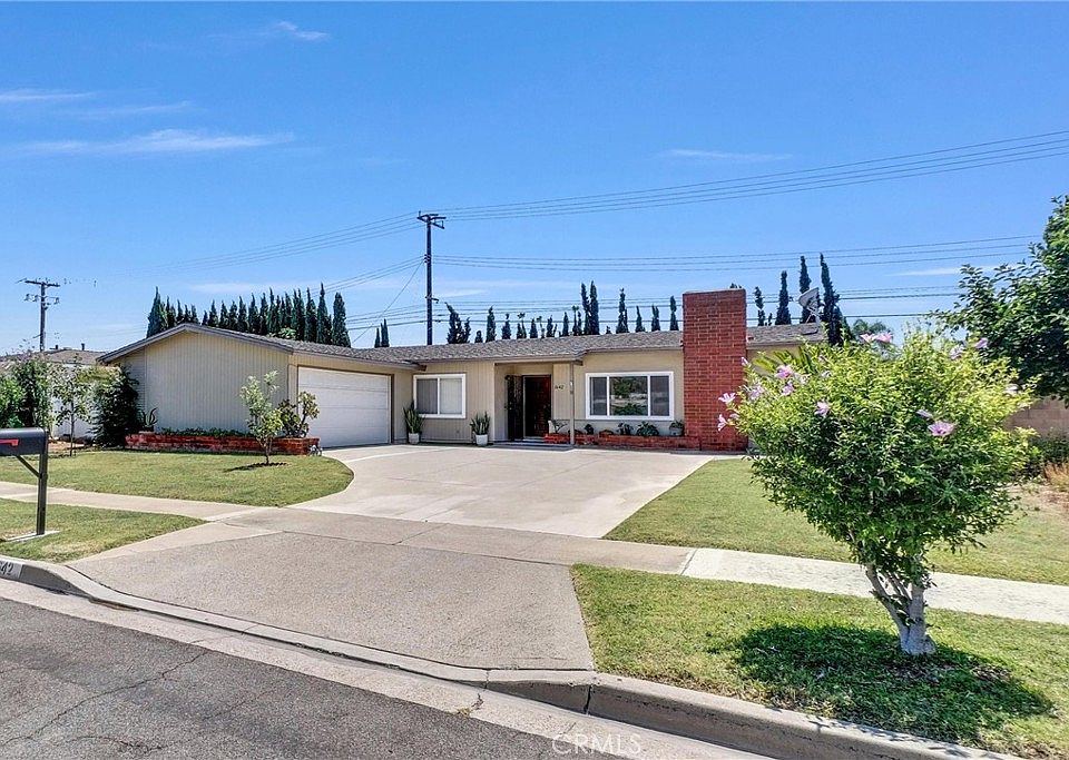 1st image of 1642 Tiffany Pl