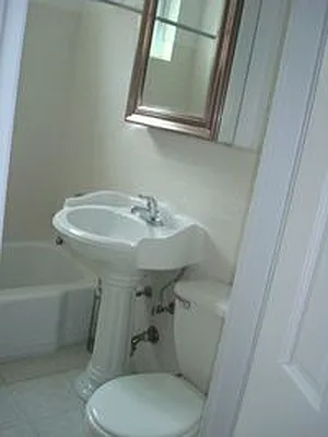 Rented by PennApts | media 52