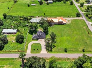 5930 County Road 396, Alvin, TX 77511