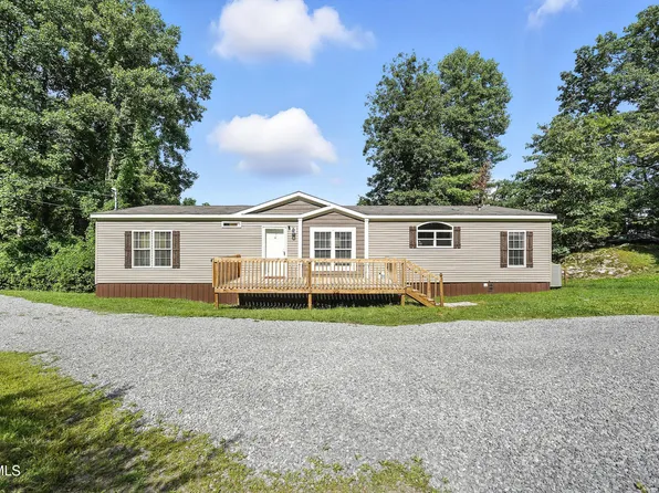 206 Wampler Ave SW, Wise, VA 24293