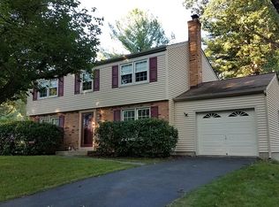 12726 Longleaf Ln, Herndon, VA 20170