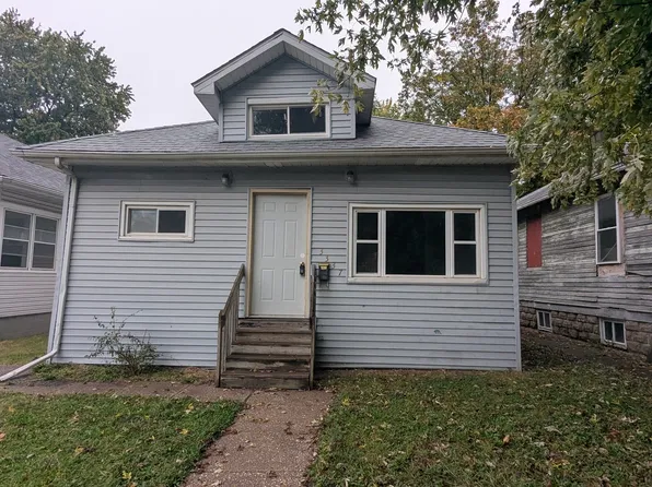 3337 7 1/2 Ave, Rock Island, IL 61201