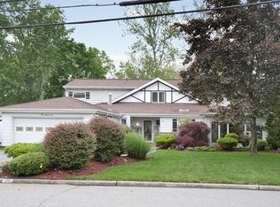 176 Hartland Ave, Emerson, NJ 07630