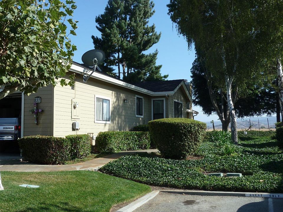 1st image of 837 Helen Dr