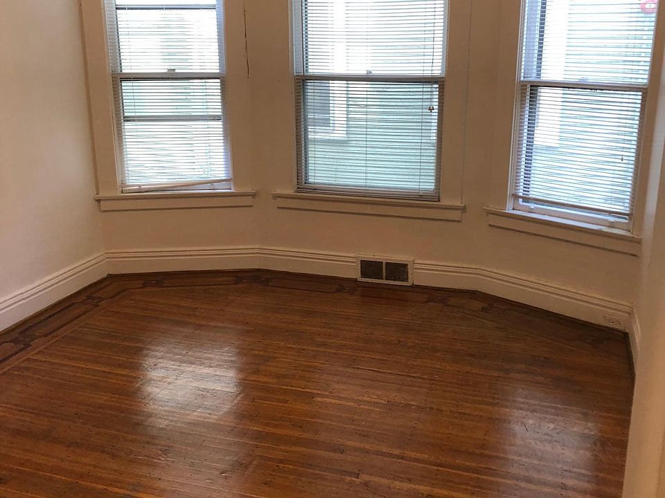 1st image of 343 Richmond Ave Lowr #