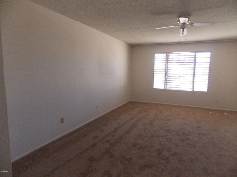 1st image of 10621 N 32nd Ln