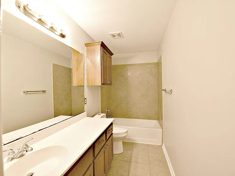 2806 Stirrup Cv — Photo 19