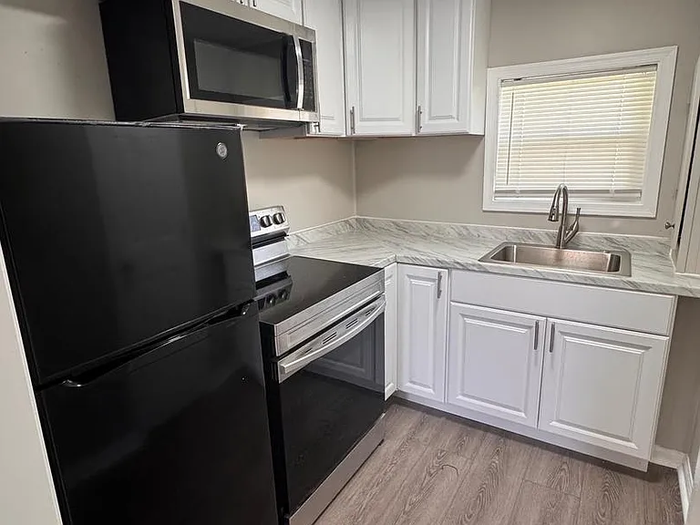 4328 Ridge Rd #1A — Photo 7