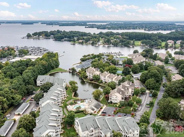 18809 Nautical Dr, Cornelius, NC 28031